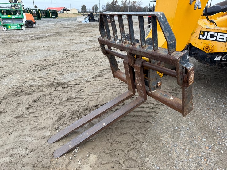 2018-jcb-509-42-image-44