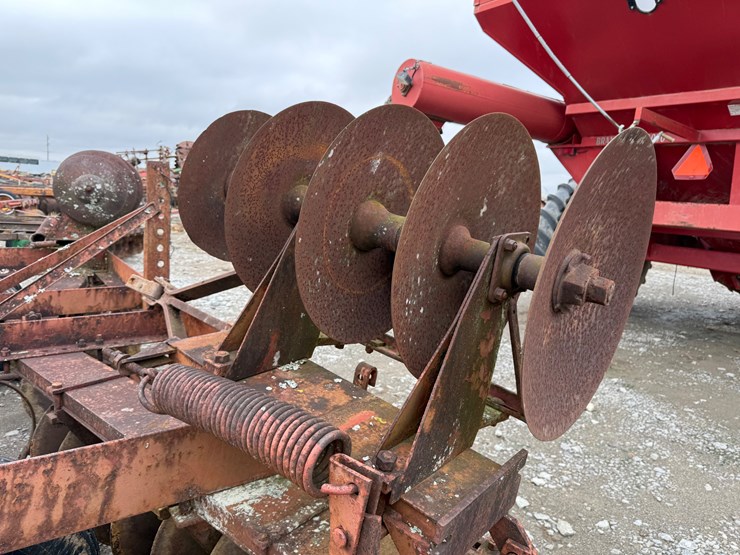 john-deere-7-image-33