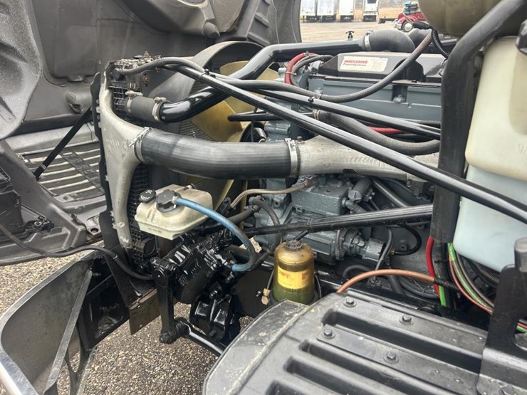 #1675-•-2016-freightliner-harrison-glider-kit-day-cab-truc-image-86