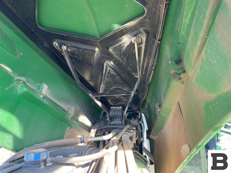 2013-john-deere-4830-image-68