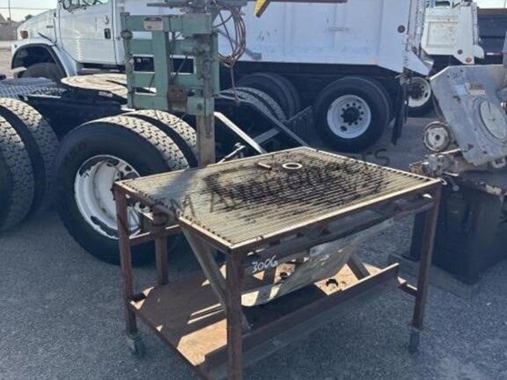 linde-shape-cutting-machine-on-table-image-1