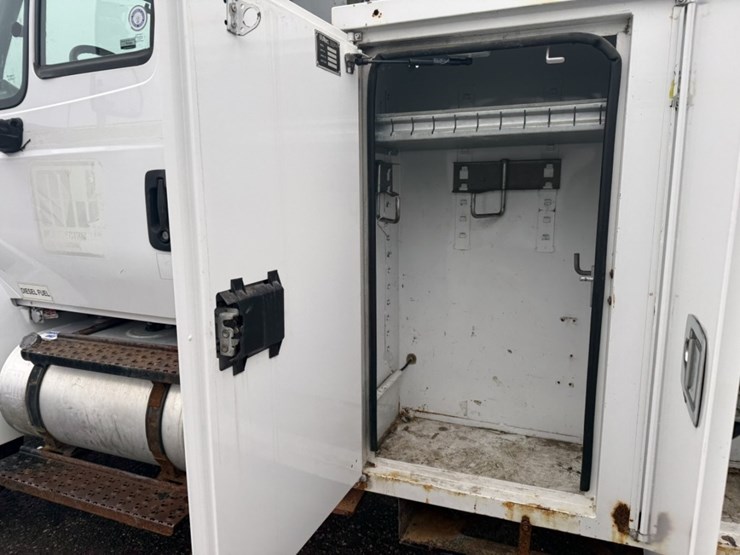 2013-international-4300-sba-image-31