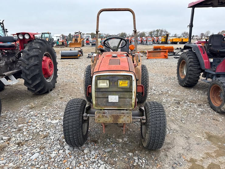 massey-ferguson-1210-image-2