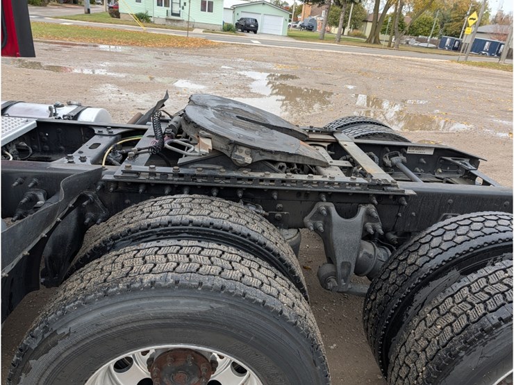 2019-international-lt-image-13