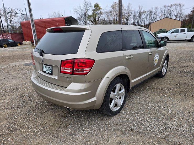 2009-dodge-journey-image-19