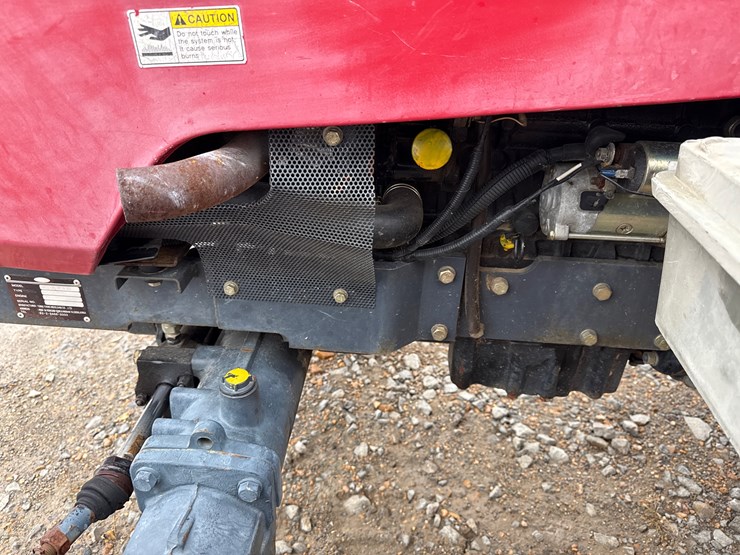 mahindra-2810-image-18