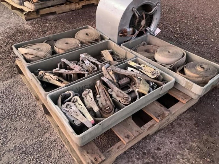 pallet-of-ratchet-straps-&-blower-image-4