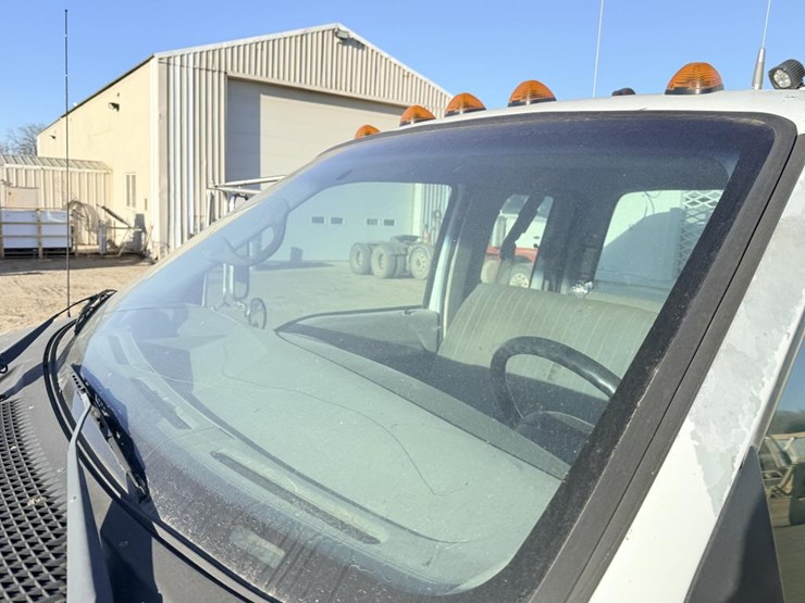 2000-ford-f650-sd-image-35