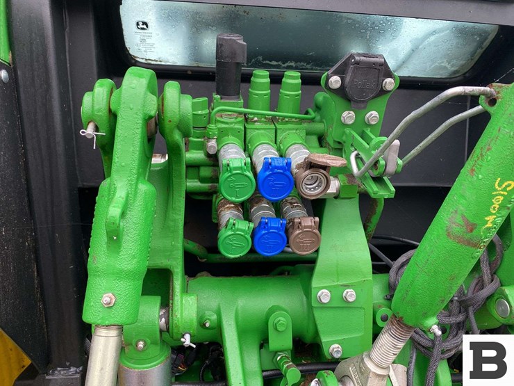 2018-john-deere-5090m-image-30