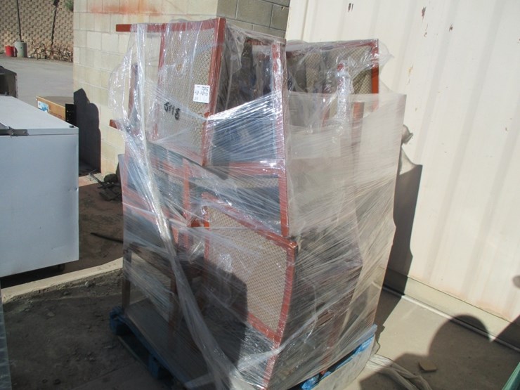 lot-of-approx-(10)-furniture-chairs-image-1