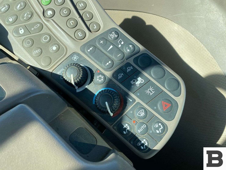 2013-john-deere-9560rt-image-77