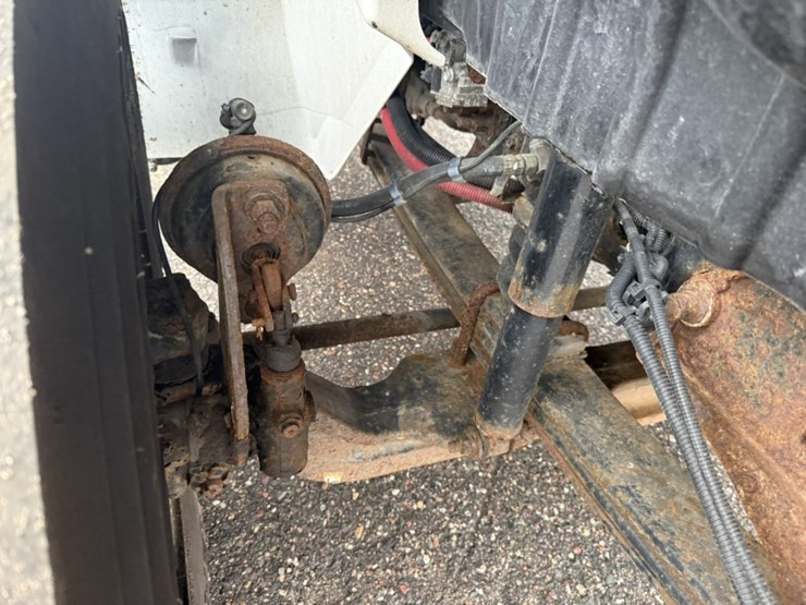 2013-international-4300-sba-image-28