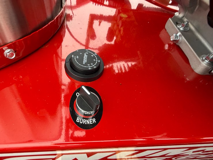 #3-•-unused-magnum-4000-series-hot-water-pressure-washer-254672-inv#33542-image-13