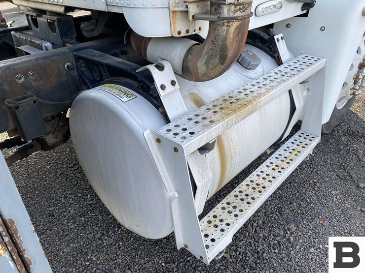 freightliner-fuel-image-45