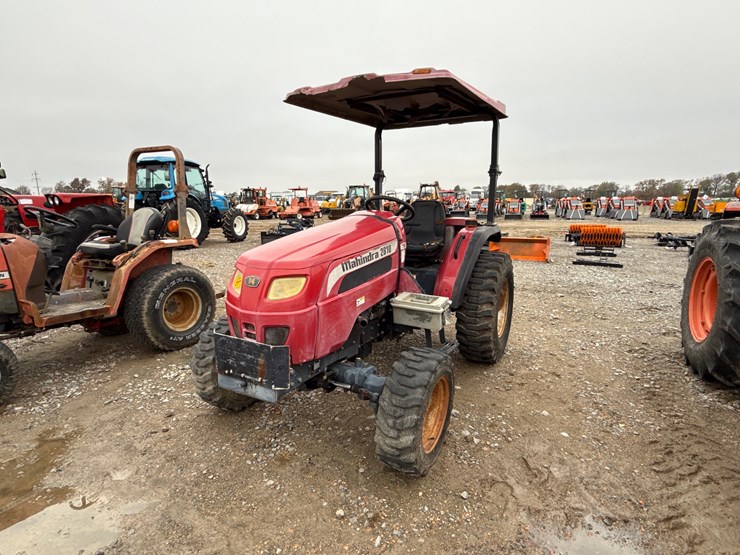 mahindra-2810-image-1