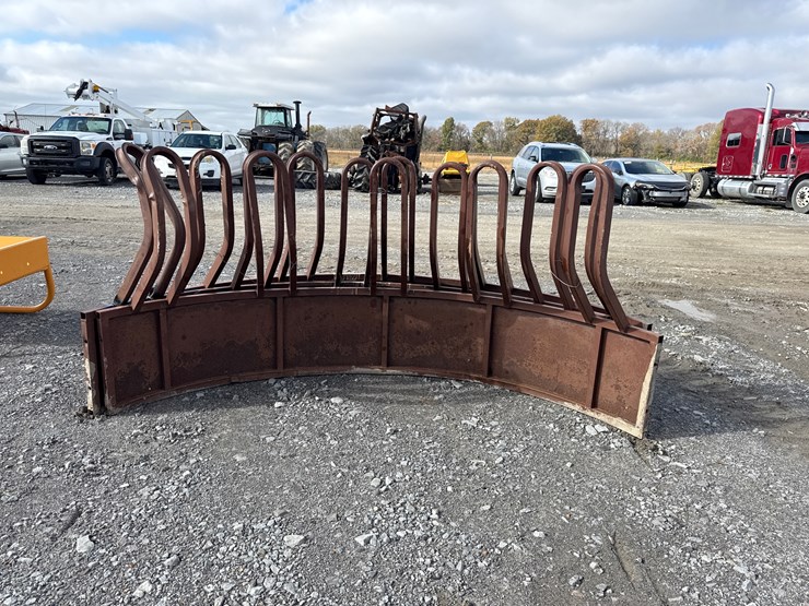 #22615-•-hay-ring-image-5