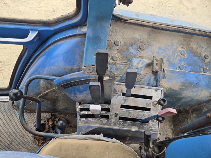 1978-ford-9700-image-19