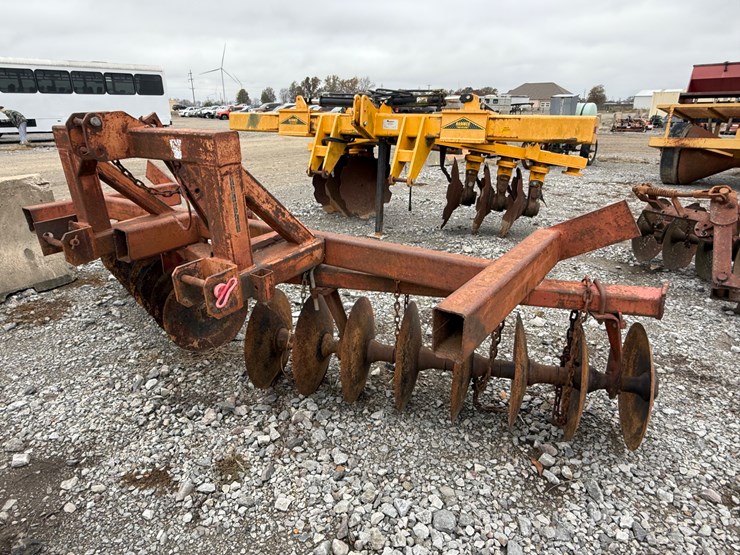 international-490-image-1