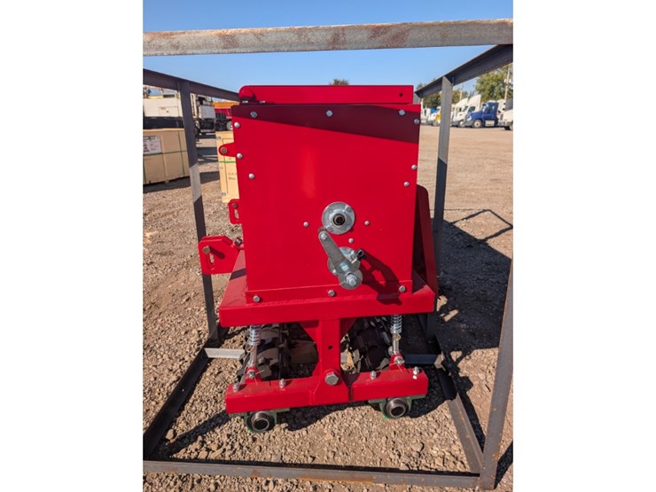 agt-skid-steer/3-point-seed-drill-image-3