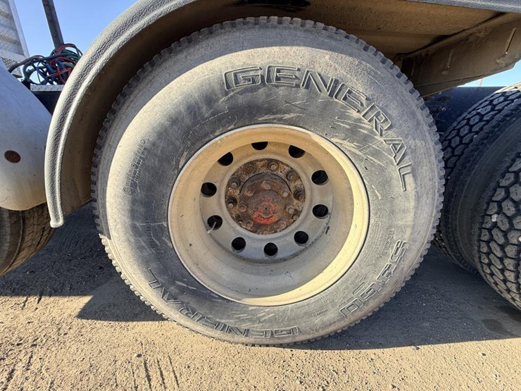 #1972-•-2008-international-eagle-day-cab-truck-tractor-image-53