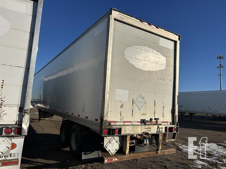 2011-strick-trailer-image-4