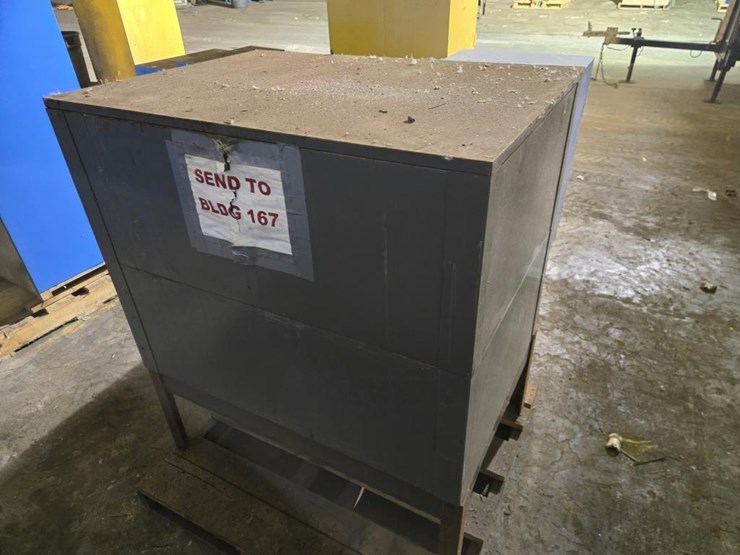 #3481-•-approx.-41"x29"x26"-(10)-drawer-cabinet-image-3