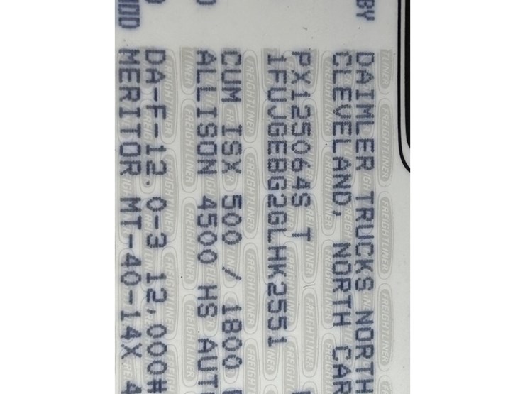 2016-freightliner-ca125-day-cab-image-20