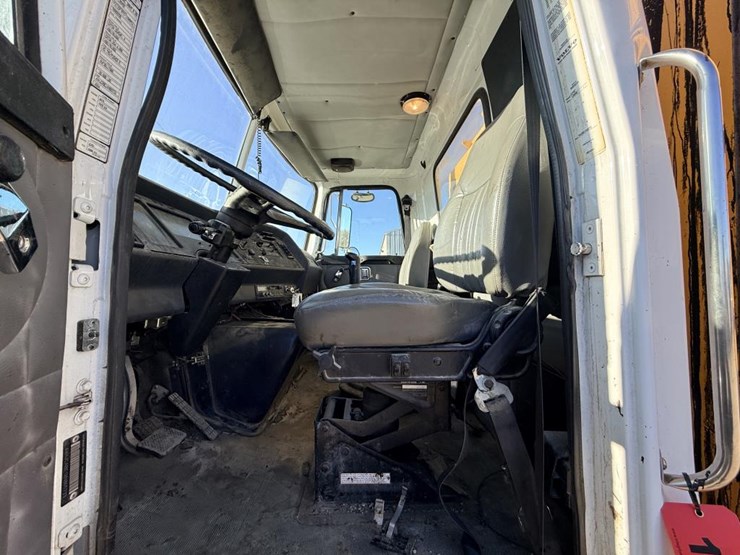 1999-akzo-nobel-hd10-image-40