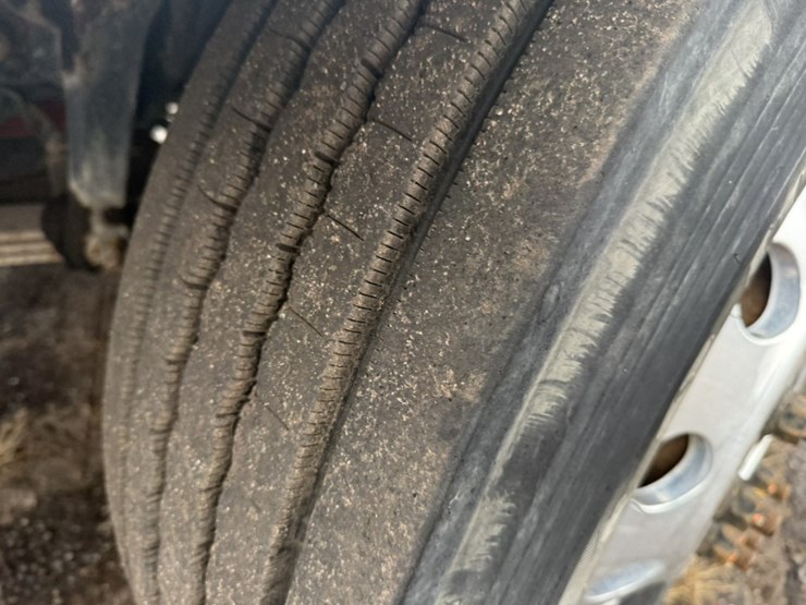 #2000-•-2014-freightliner-altec-digger-derrick-image-92