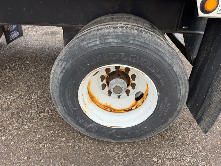 2014-utility-flatbed-image-9