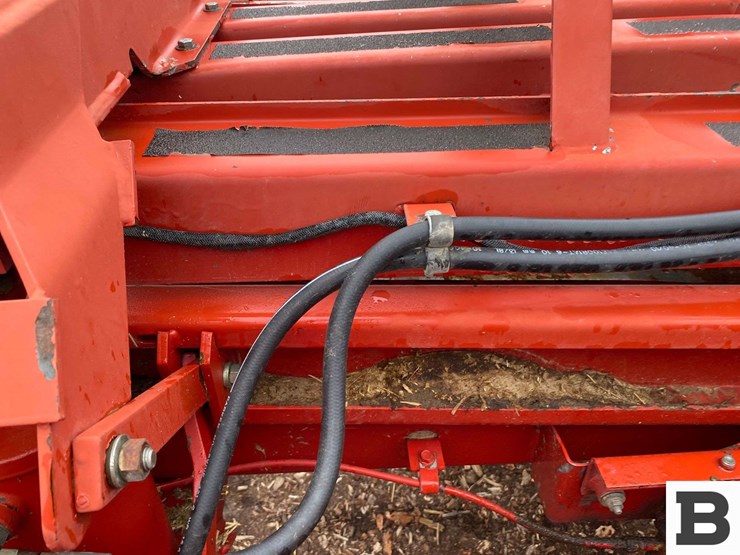 2002-new-holland-bb900-image-32