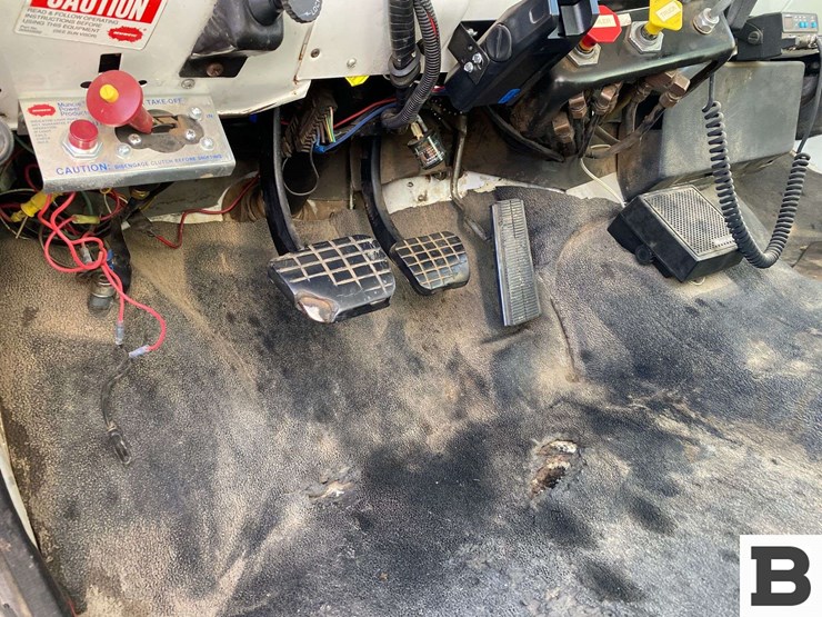 1986-gmc-c7000-truck-image-51