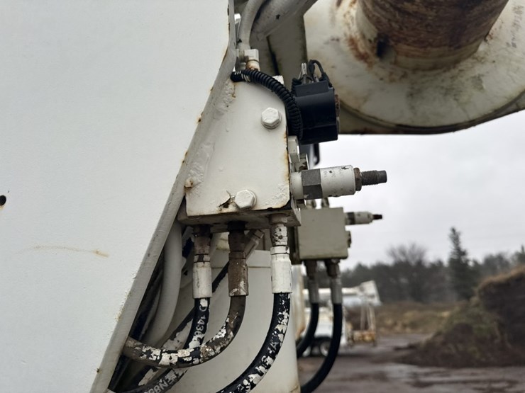 2002-international-7400-image-51