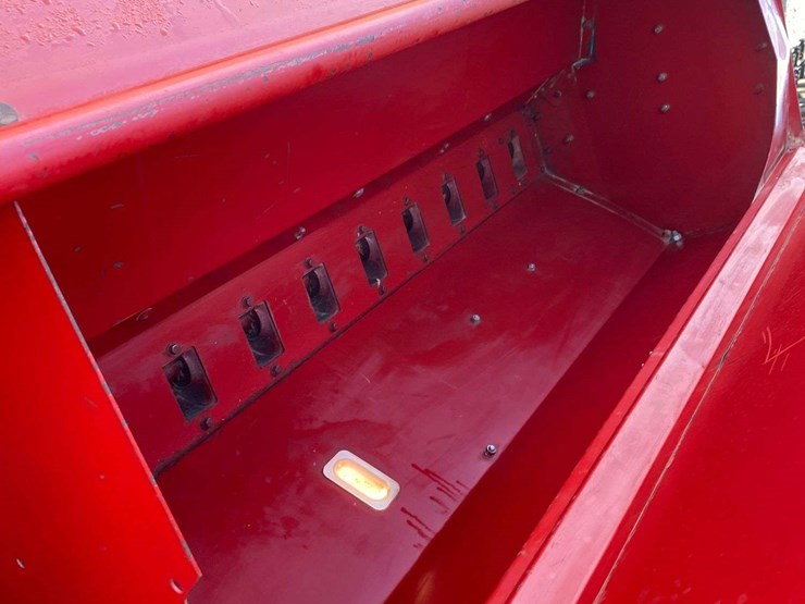 j.i.-case-6300-grain-drill-image-27