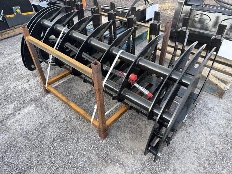 2025-giyi-72in-log-grapple-for-skid-steer-image-4