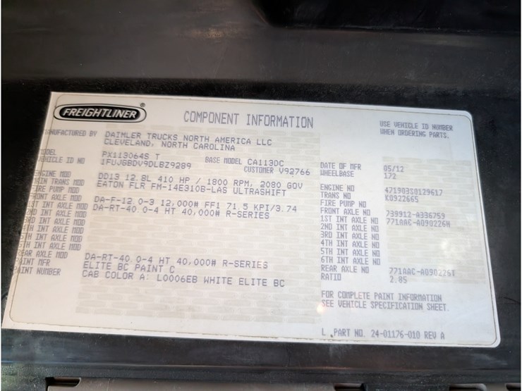 2013-freightliner-columbia-day-cab-image-28