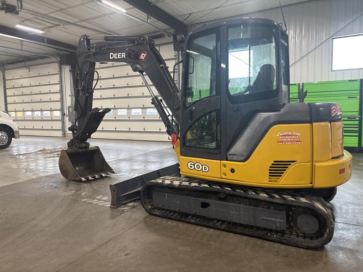 deere-60d-image-2