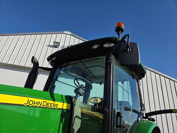 2012-john-deere-8285r-image-20