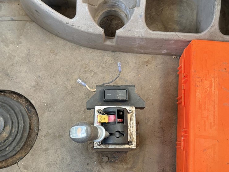 #1980-•-2008-international-eagle-day-cab-truck-tractor-image-35