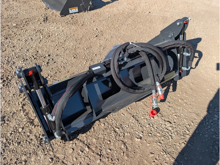 wolverine-mini-skid-steer-4-in-1-bucket-46"-image-5