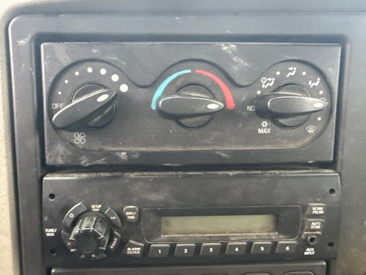 2013-international-4300-sba-image-70