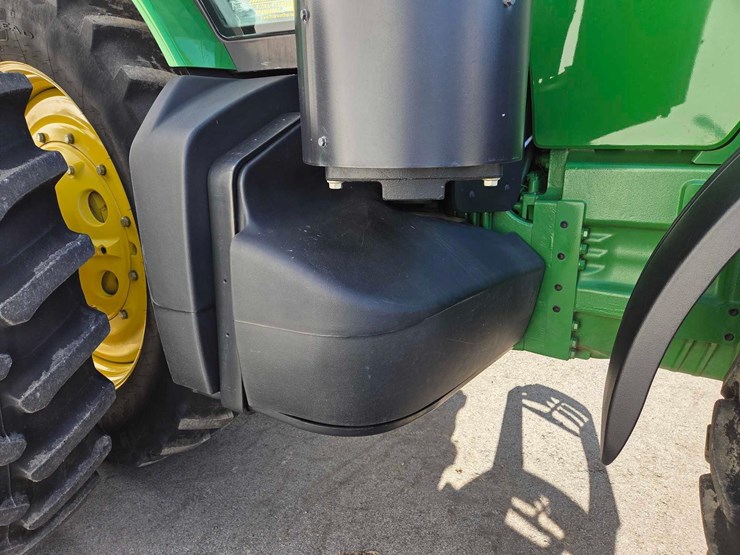 2012-john-deere-8285r-image-48