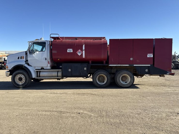 #1953-•-1998-ford-fuel-truck-image-2