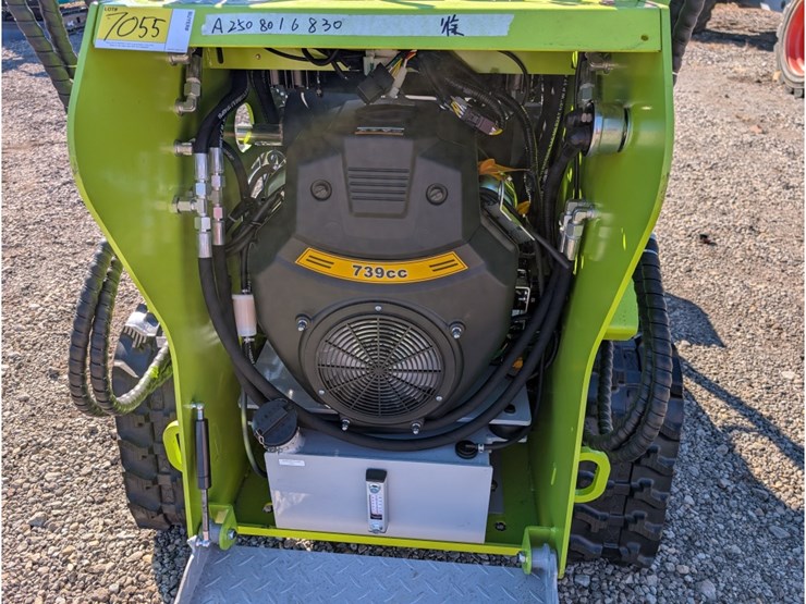 landhero-ldh-t460-mini-skid-steer-image-7