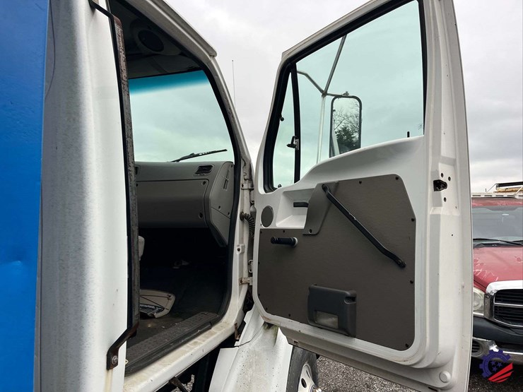 2000-sterling-l7500-image-42