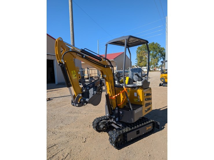 cfg-mx12rx-mini-excavator-w/-mechanical-thumb-image-2