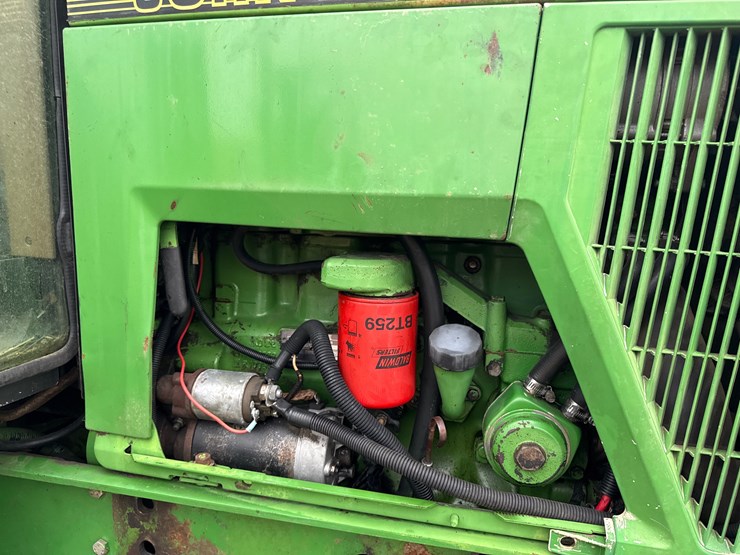 john-deere-6400-image-24