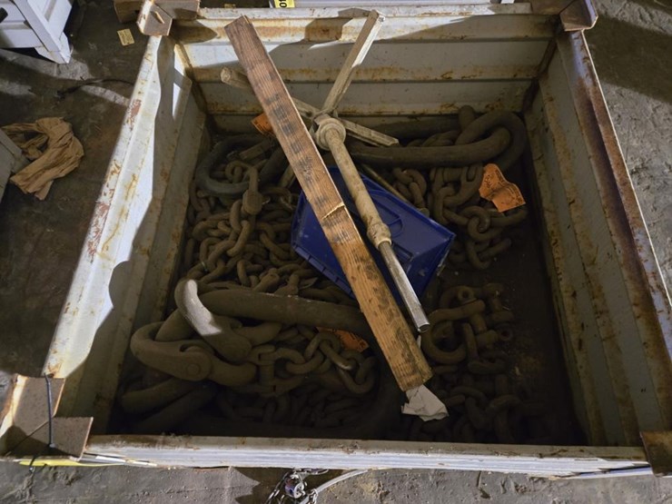 #3408-•-(2)-steel-crates-w/-heavy-duty-chains-and-more-image-5