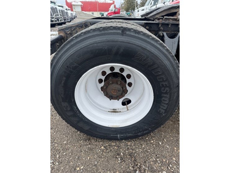 2019-international-lt-image-17