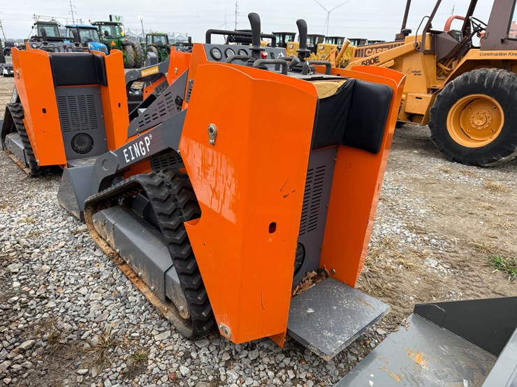 #101-•-2024-erie-industry-scl850-stand-on-skid-steer-loader-scl850562a1408-inv#33621-image-6